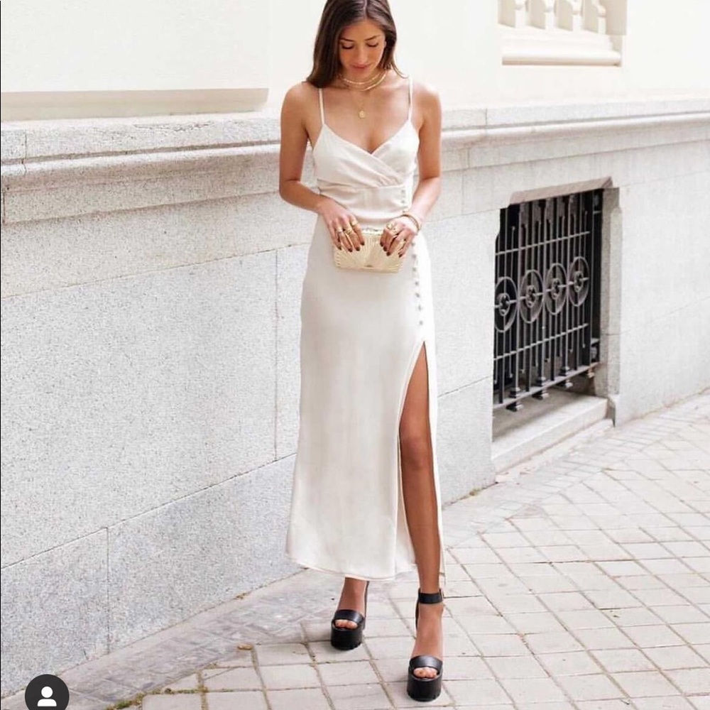 Zara satin dress bloggers fav